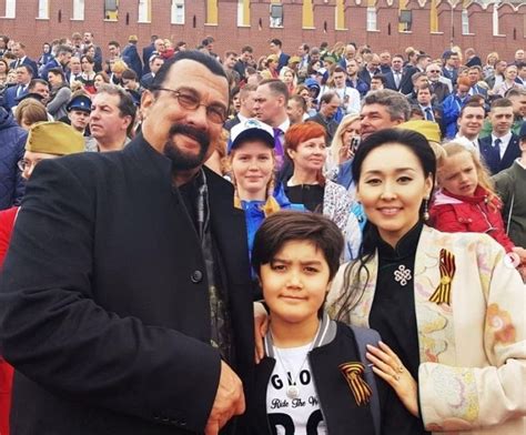 Steven Seagals 7 Children: All About His Sons and Daughters